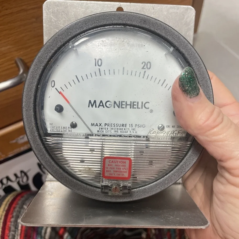 Dwyer 2030 Magnehelic Differential Pressure Gauge‎ (0-30